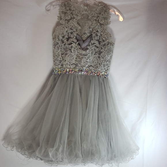 RHINESTONE  GREY PARTY DRESS!! - Picture 7 of 8